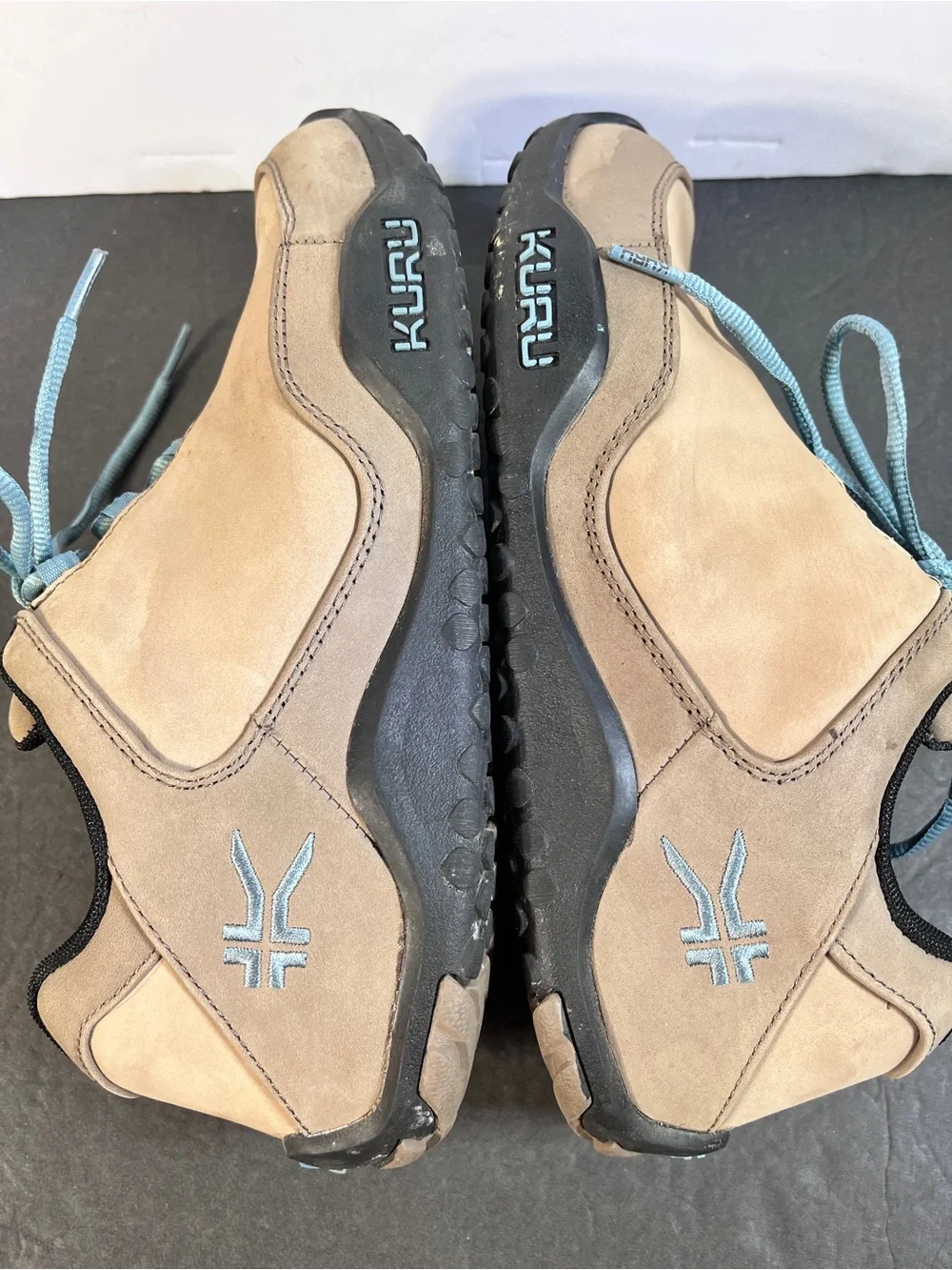 KURU Women’s 10.5 Casual Hiking Lace-Up Shoe in Tan with Light Blue Accents